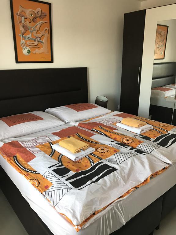 绿洲小旅馆 特尔纳瓦 外观 照片
